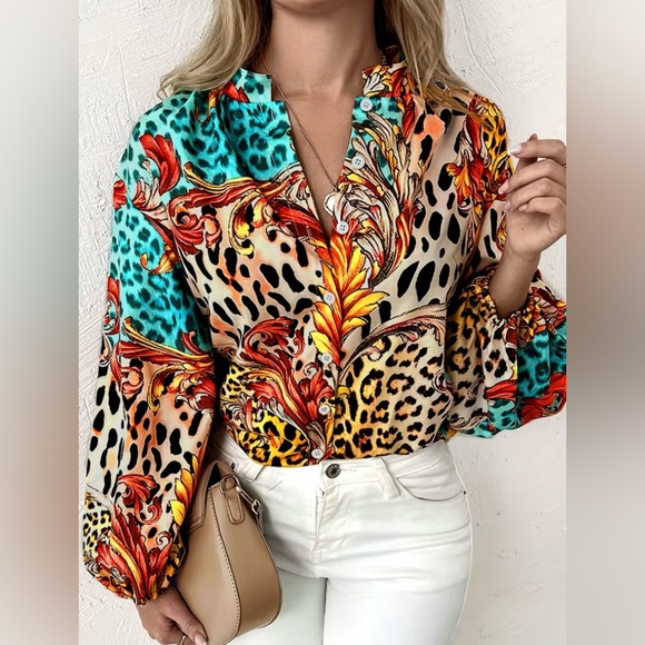 Jane Chic Designs Plus Size Sublimation Blouse - Picture 3 of 7